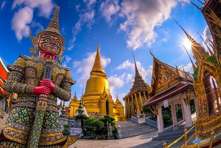 Day 2: Discover Bangkok's Cultural Heritage